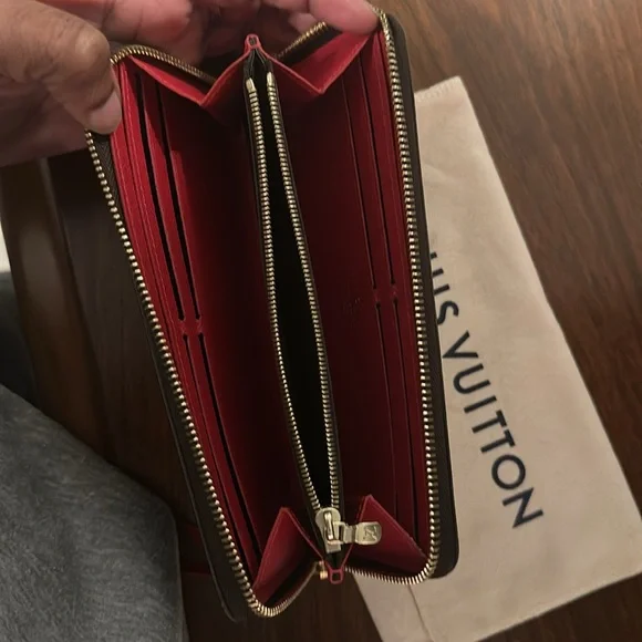 Louis Vuitton Clémence Wallet (like new w/ box) - Picture 7 of 15